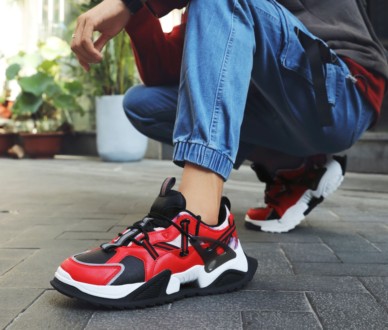 Black and Red Sneakers Streetwear Fashion Mazino Shoes